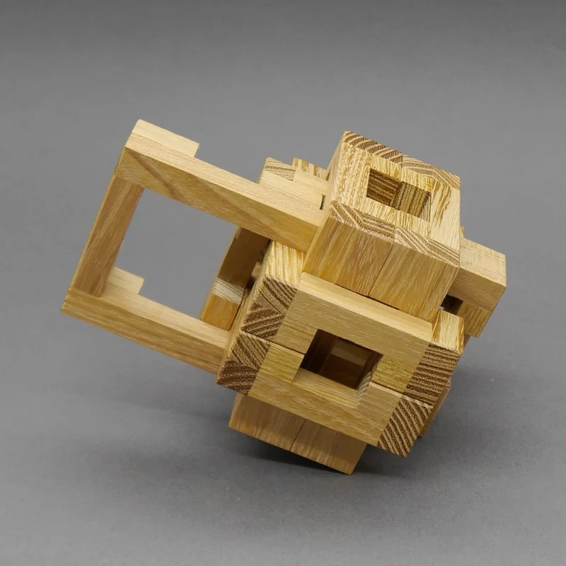 HOLLOW - sehr schwieriges Burr Puzzle