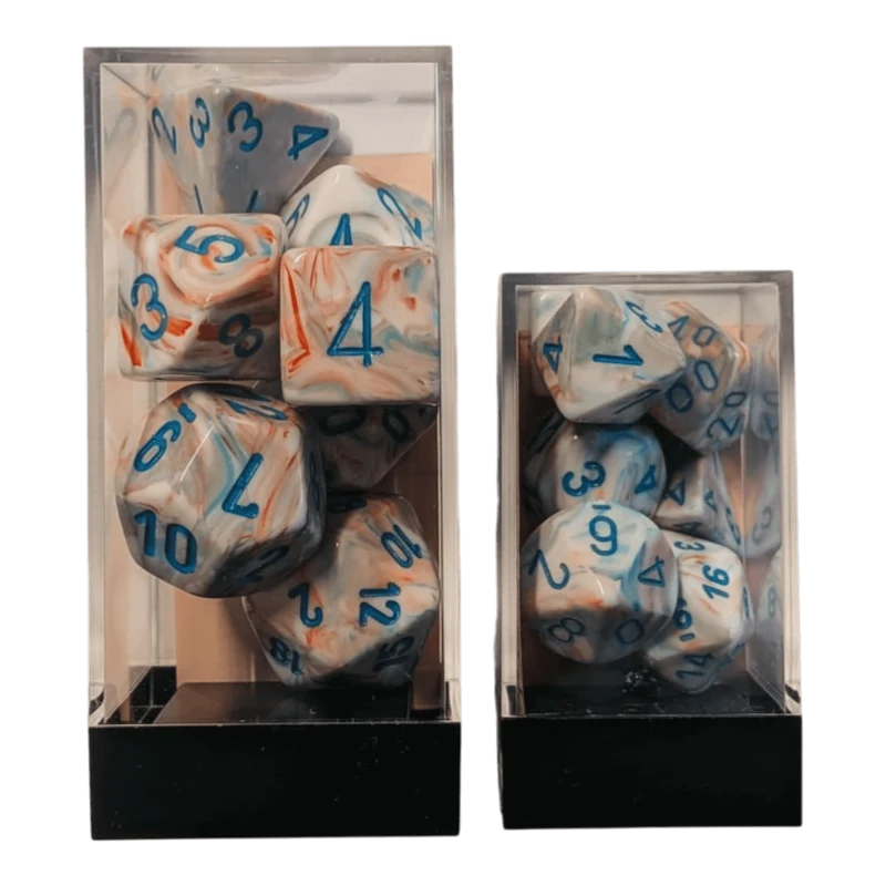 Chessex Mega‑Hedral - Festive Pop Art/blue Dice Set (20mm)