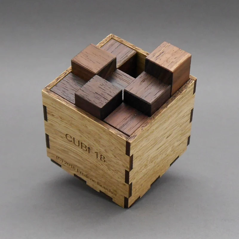 CUBI 18 - schwieriges Denkspiel