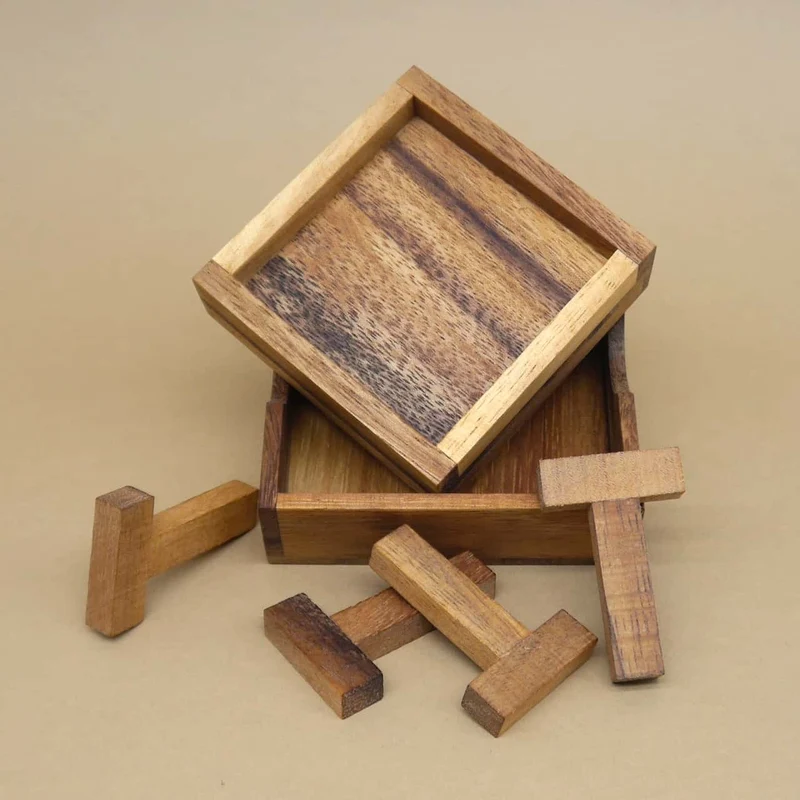 4 T PUZZLE - Denkspiel mit zwei Varianten