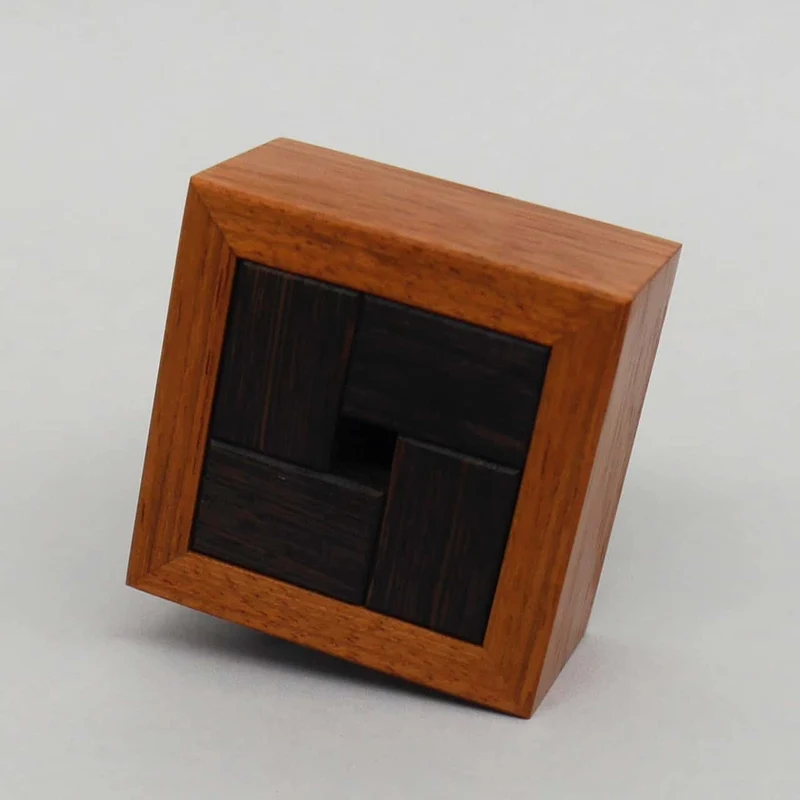 TYPHOON S1 - kleines, schwieriges Puzzle