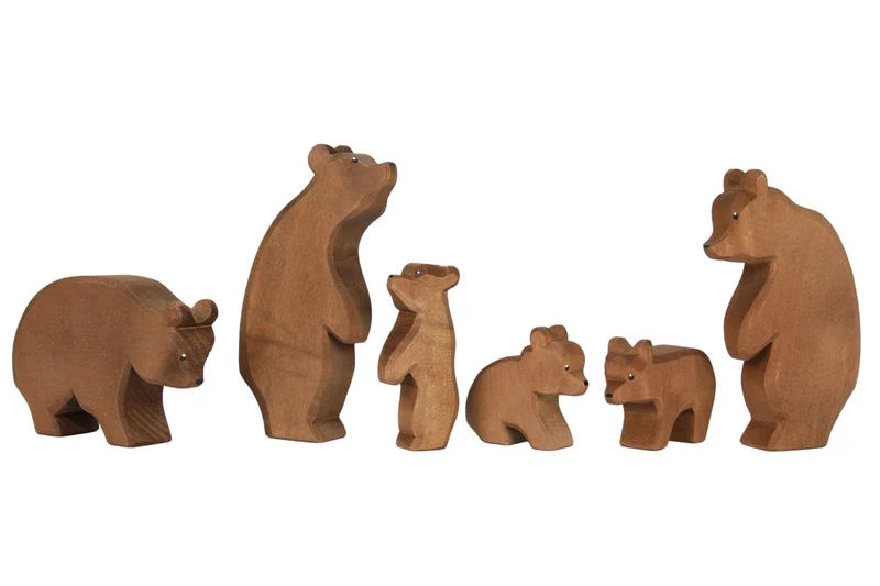 Ostheimer Holzfigur Bär stehend Kopf hoch