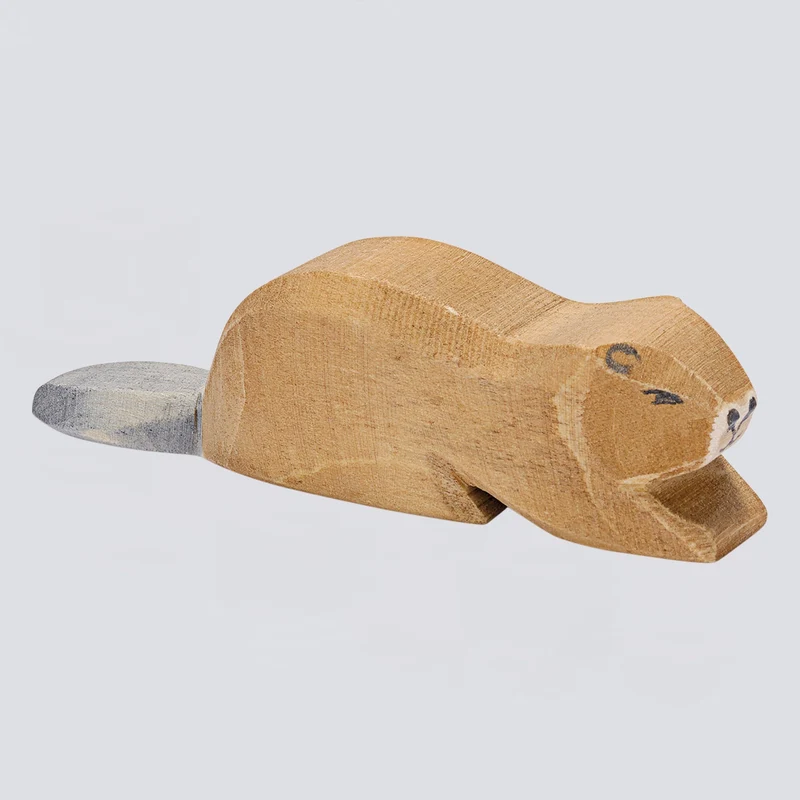 Ostheimer Holzfigur Biber liegend