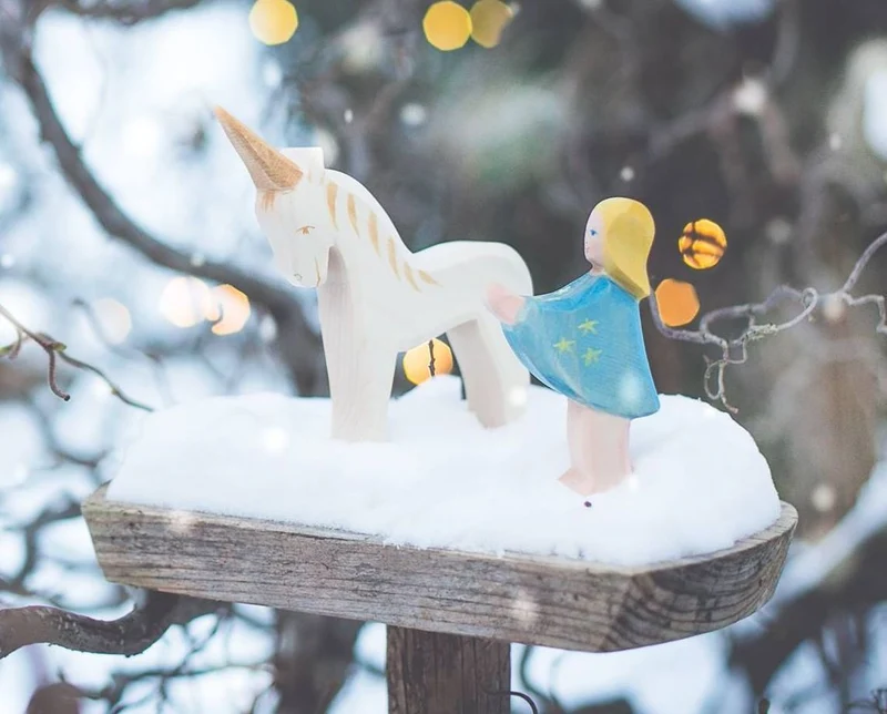 Ostheimer Holzfigur Einhorn