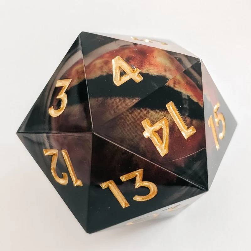 Riesen Drachenaugen-Würfel mit flüssigem Kern / clear W20 (33mm)