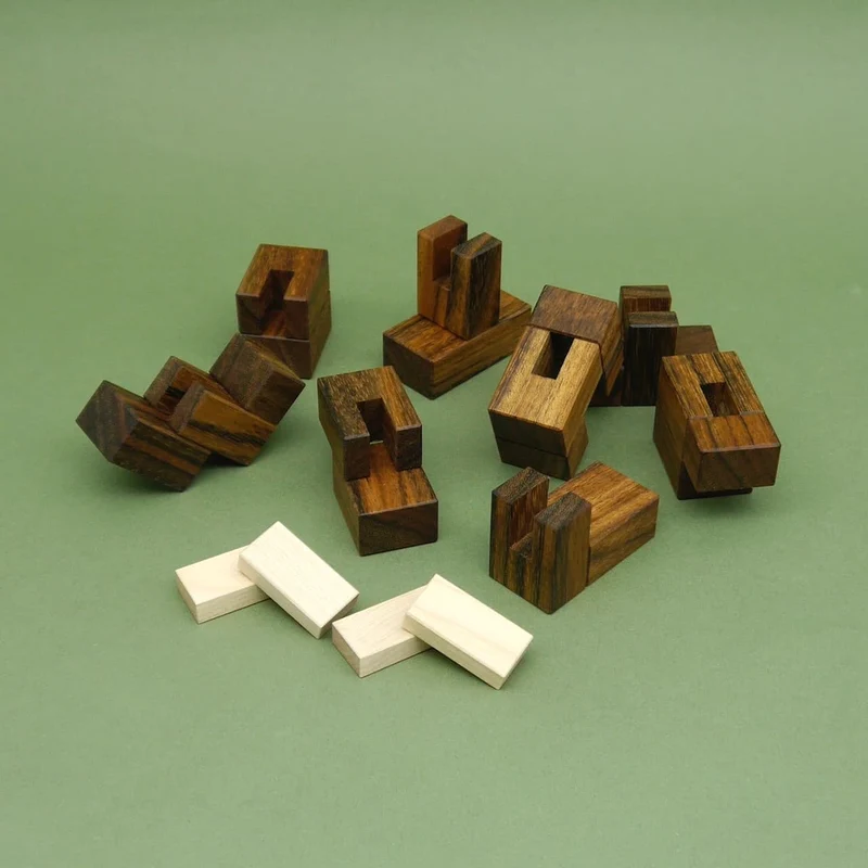 SMUGGLER - außergewöhnliches Packingpuzzle