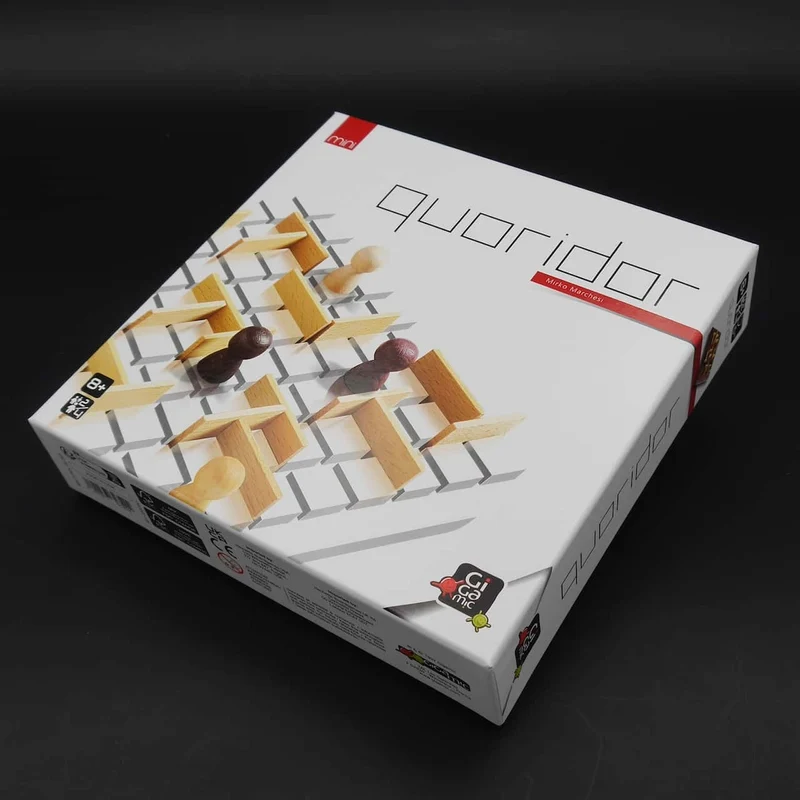 QUORIDOR - Duell der Wege und Mauern
