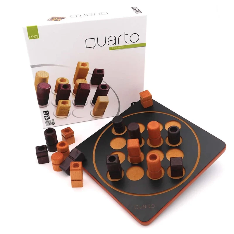 QUARTO - Das Spiel der verdeckten Strategie