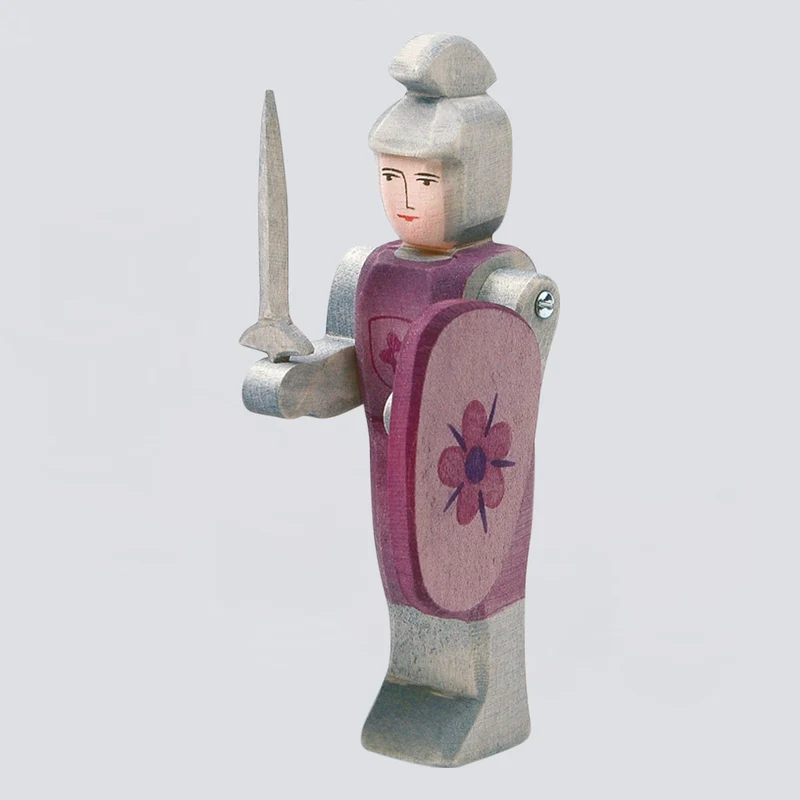 Ostheimer Holzfigur Ritter stehend rot