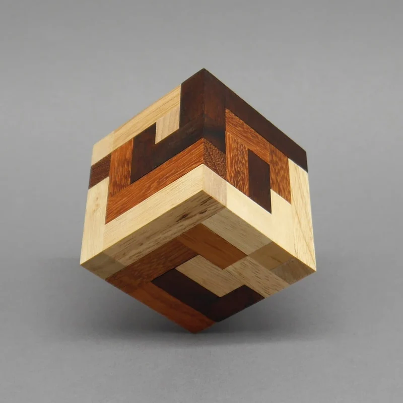 CONFUSIO - sehr schwieriges Interlocking-Puzzle
