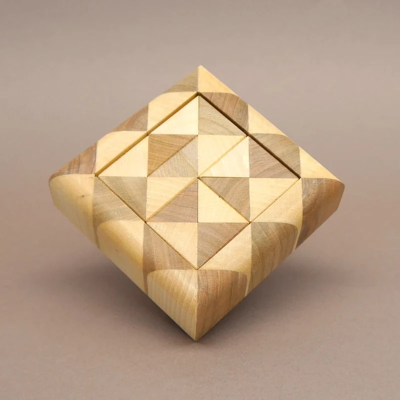 CUBOVAL - anspruchsvolles Knobelpuzzle