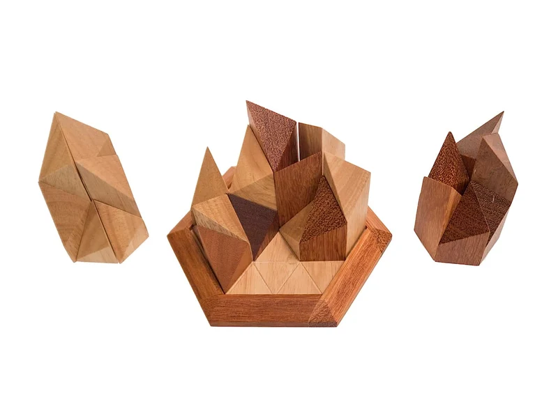 ULTIMUS - taktisches Brettspiel aus Holz