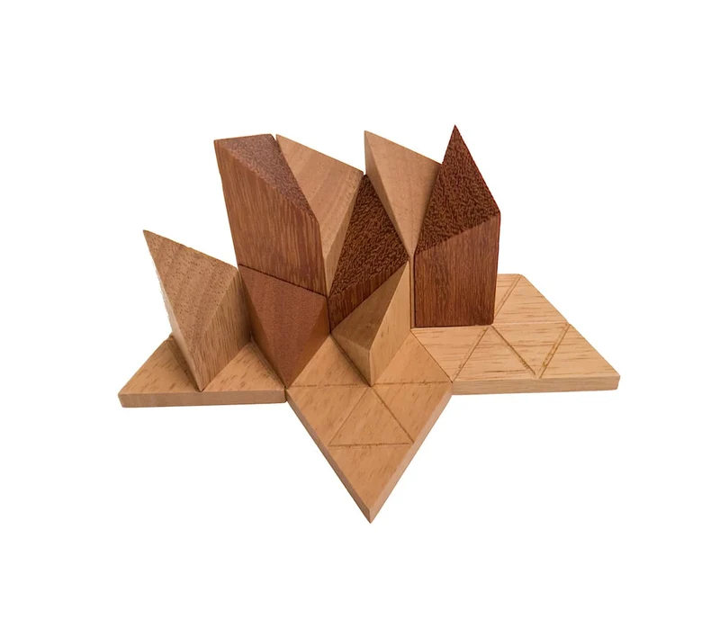 ULTIMUS - taktisches Brettspiel aus Holz