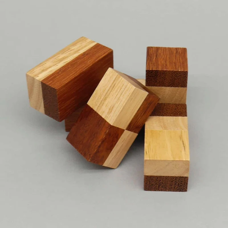 CUBEMAKER - faszinierendes Legepuzzle