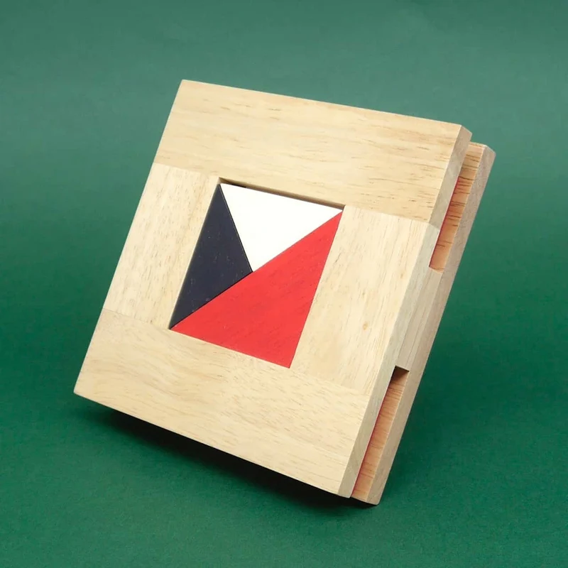 HOUSE OF TANGRAM - interessantes Denkspiel