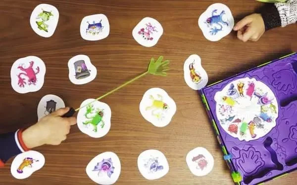Ravensburger Monsterstarker GlibberKlatsch – Reaktionsspiel ab 5 Jahren