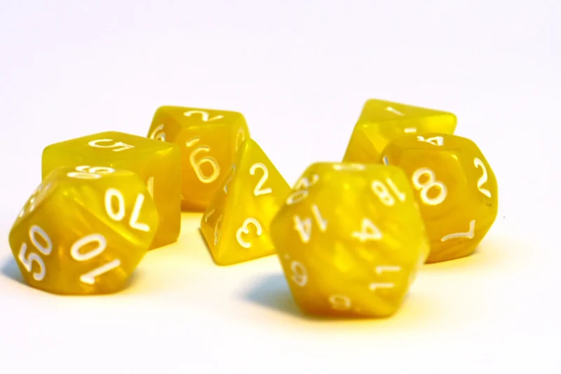 7-teiliges RPG Würfelset Pearl: Yellow/White