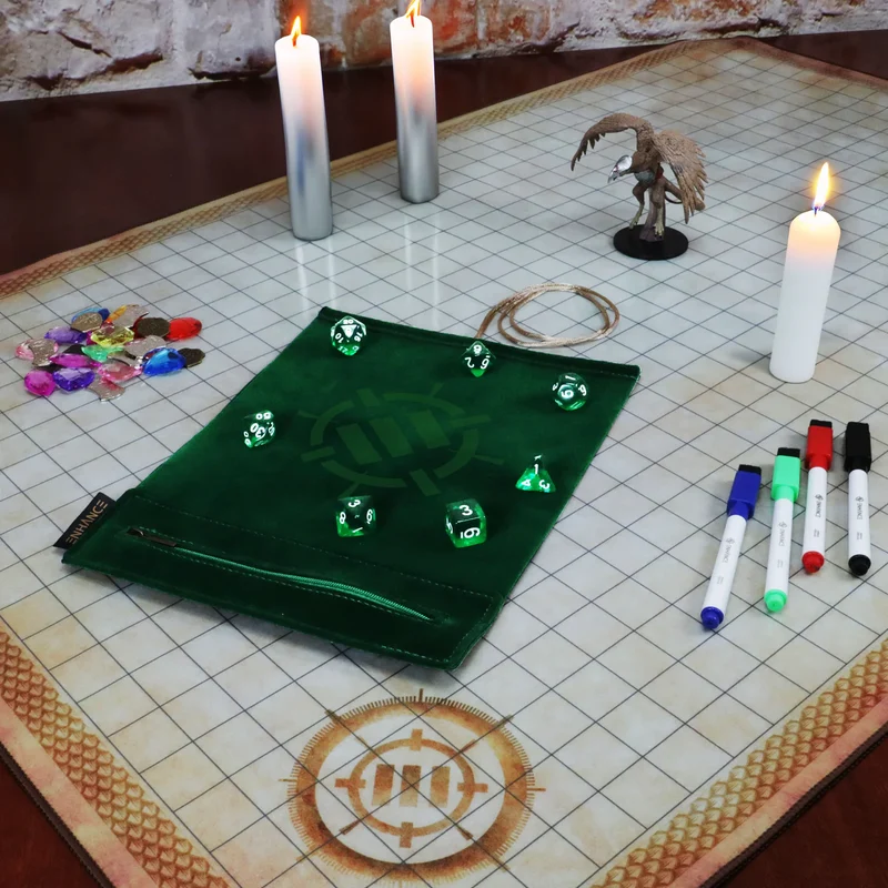 Roll on a Scroll (Würfelmatte + Würfelset)