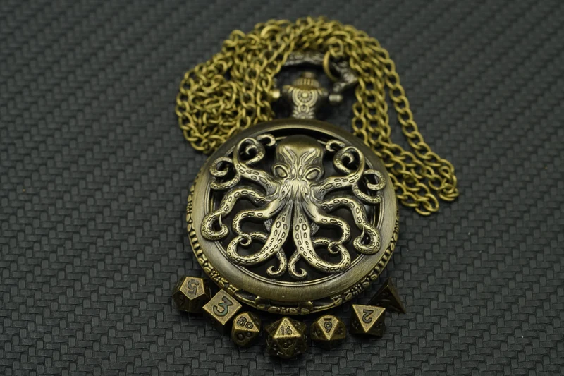 Cthulhu Amulett mit Mini-Würfelset