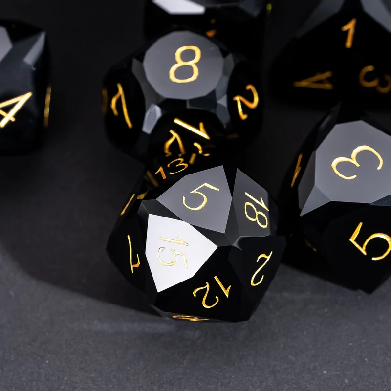 Glossy Obsidian – Diamondcut