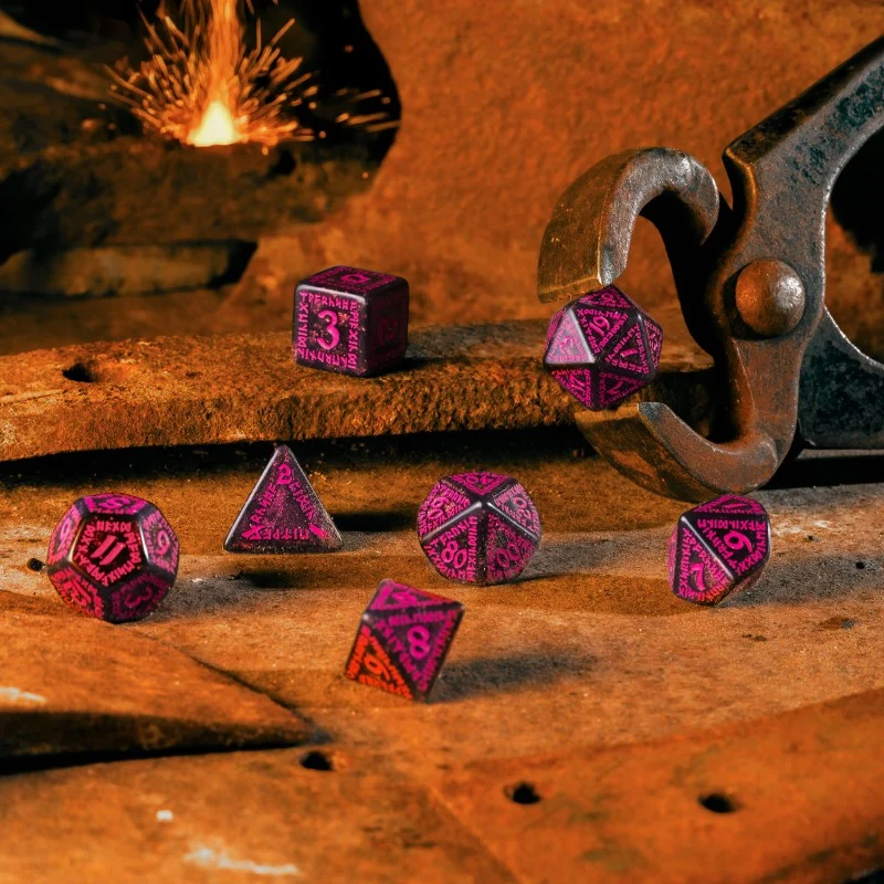Runic Dice Set: Obsidian Magenta