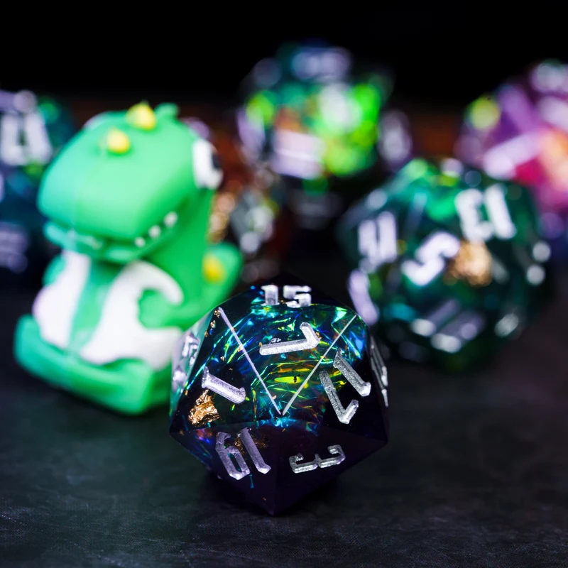 Spacebreaker D20 dark purple