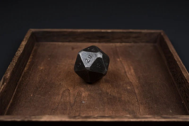 Handgeschmiedeter Chonky D20 Stahlwürfel 50mm