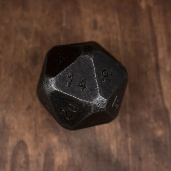 Handgeschmiedeter Chonky D20 Stahlwürfel 50mm