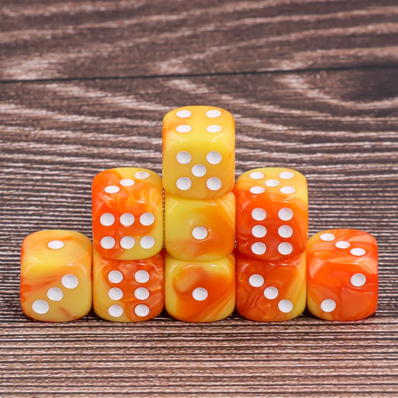 36x Classic Mini D6 - viele Farben - in Box (12 mm)