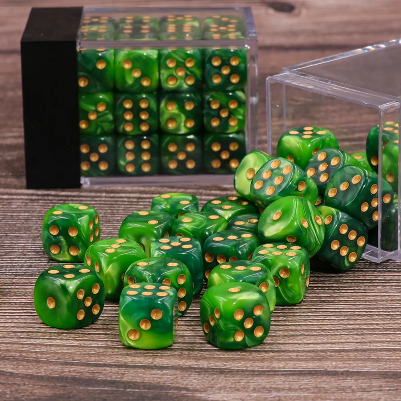 36x Classic Mini D6 - viele Farben - in Box (12 mm)