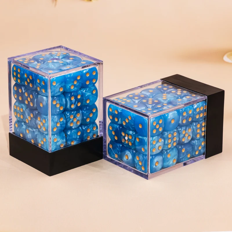 36x Classic Mini D6 - viele Farben - in Box (12 mm)