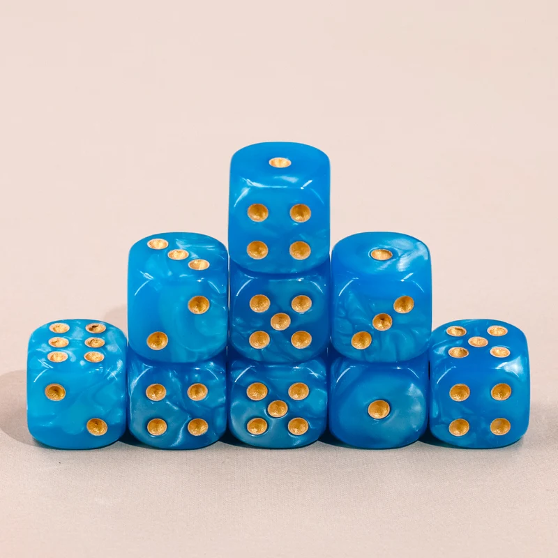 36x Classic Mini D6 - viele Farben - in Box (12 mm)
