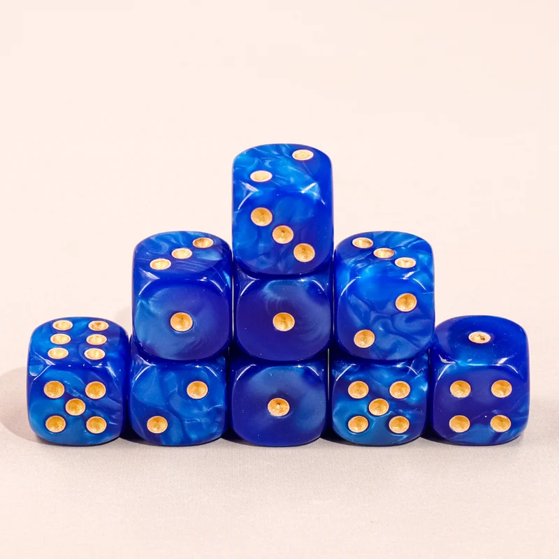 36x Classic Mini D6 - viele Farben - in Box (12 mm)