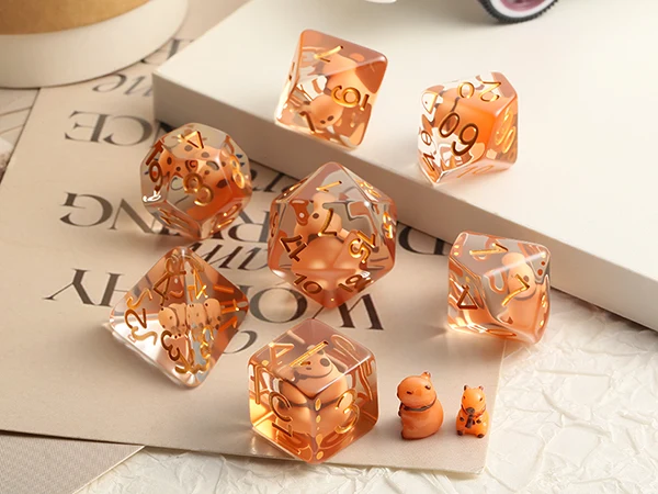 Dice Familiar - Barnaby the Capybara
