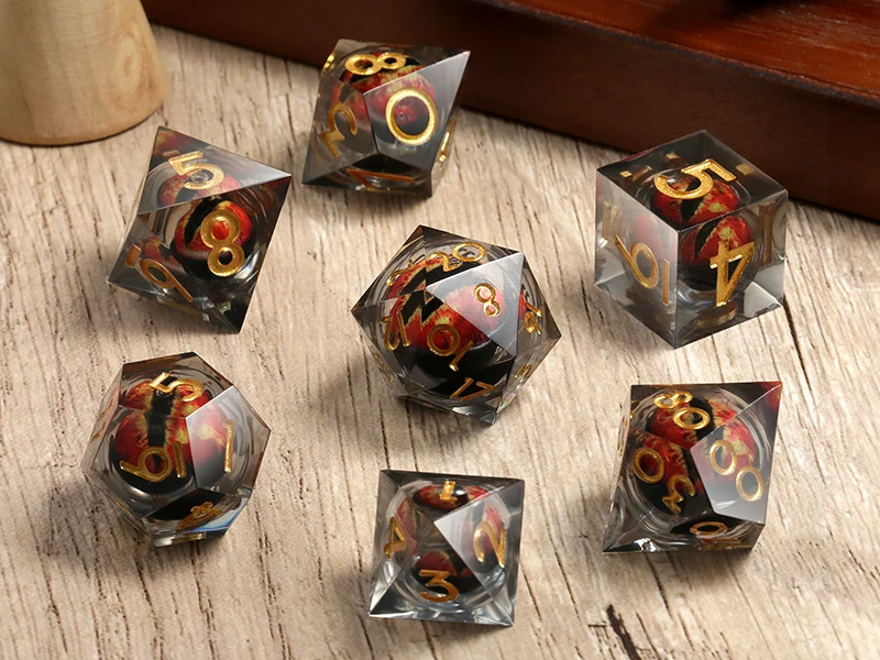 Bloody Ruby Dragon Eye Flüssigwürfel Set