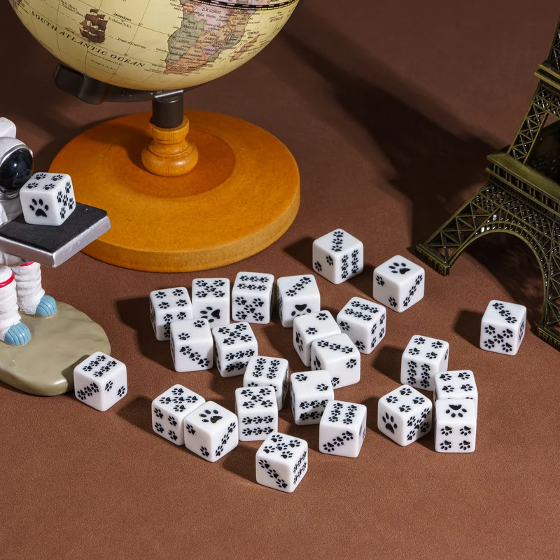 Paws D6 / D20