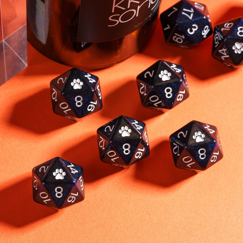 Paws D6 / D20