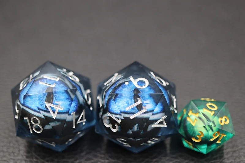 Dragon Eye XL 33mm Flüssigwürfel