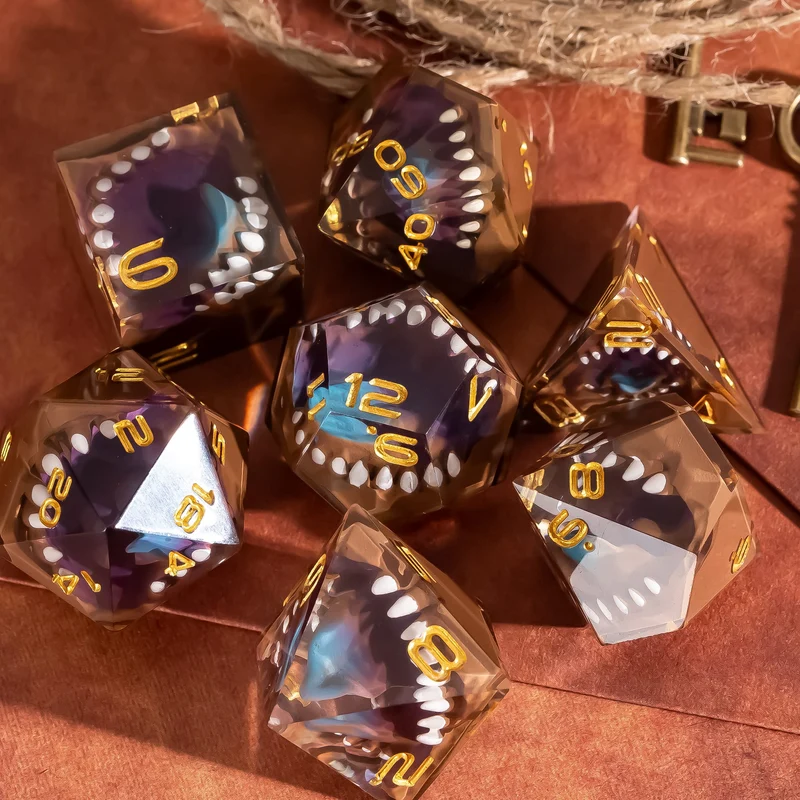 Mimic Dice - Sharp Edge