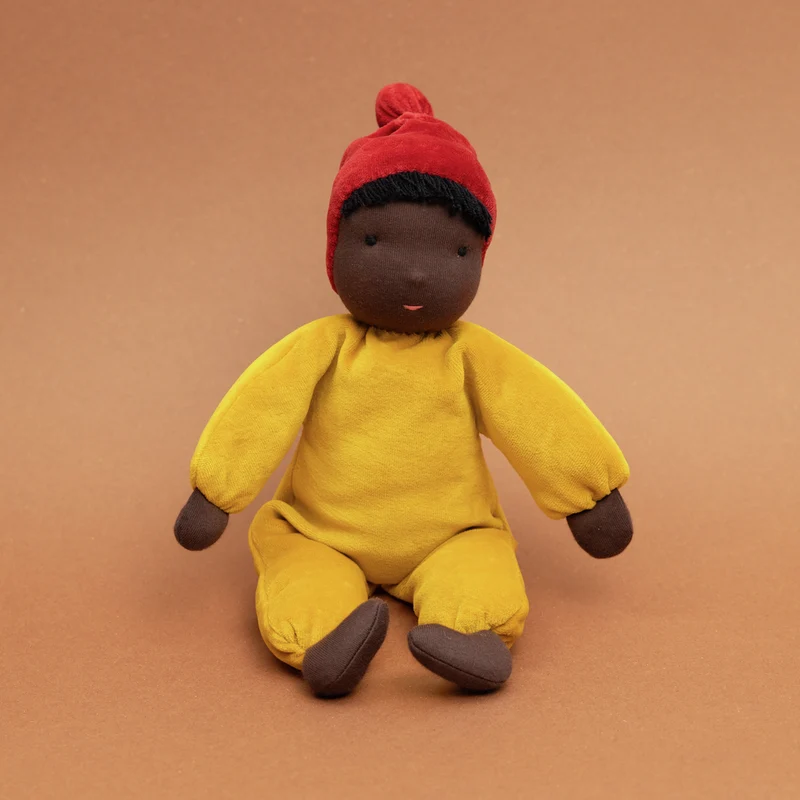 Waldorfpuppe Nana safran - 35 cm