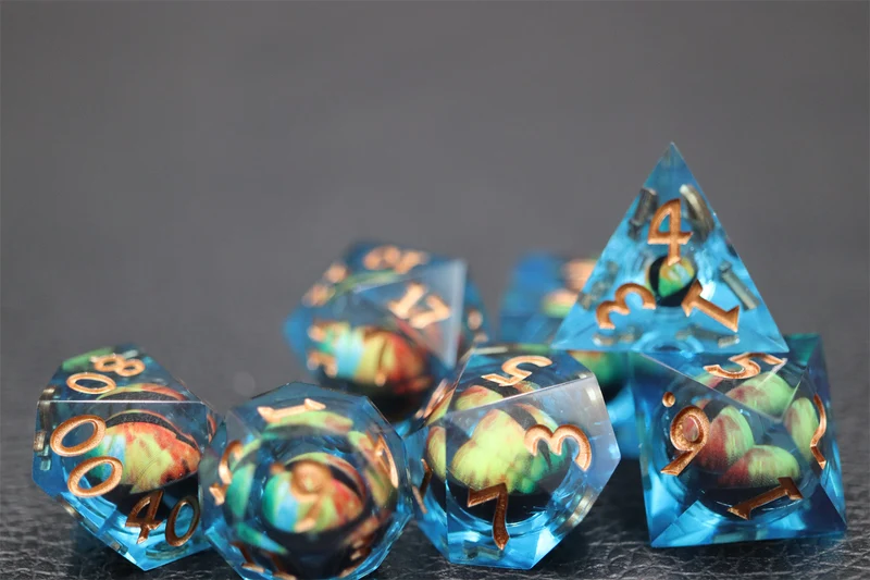 Dragon Eye Blue Flüssigwürfel Set