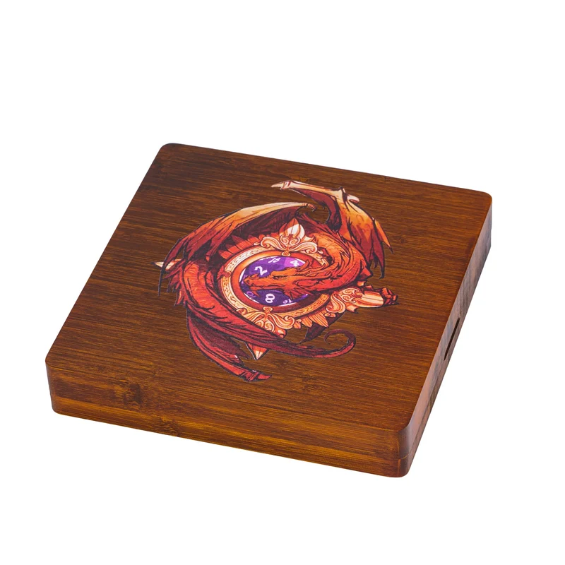 Design-Würfeletuis aus Holz