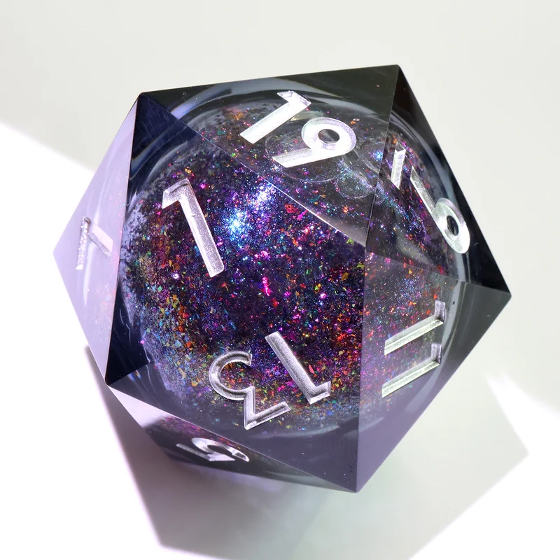 Dice of Dragonkind – Black XXL Liquidcore D20 (50 mm)