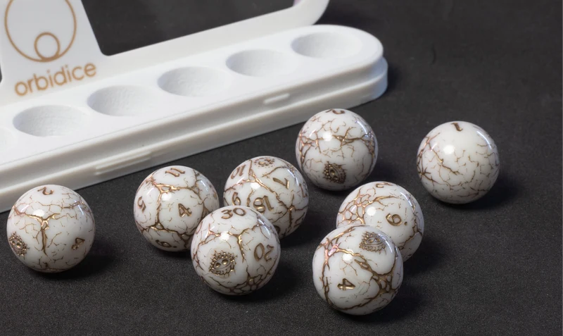 Orbidice Royal Nox – White & Gold Edition (Kugelwürfel-Set)