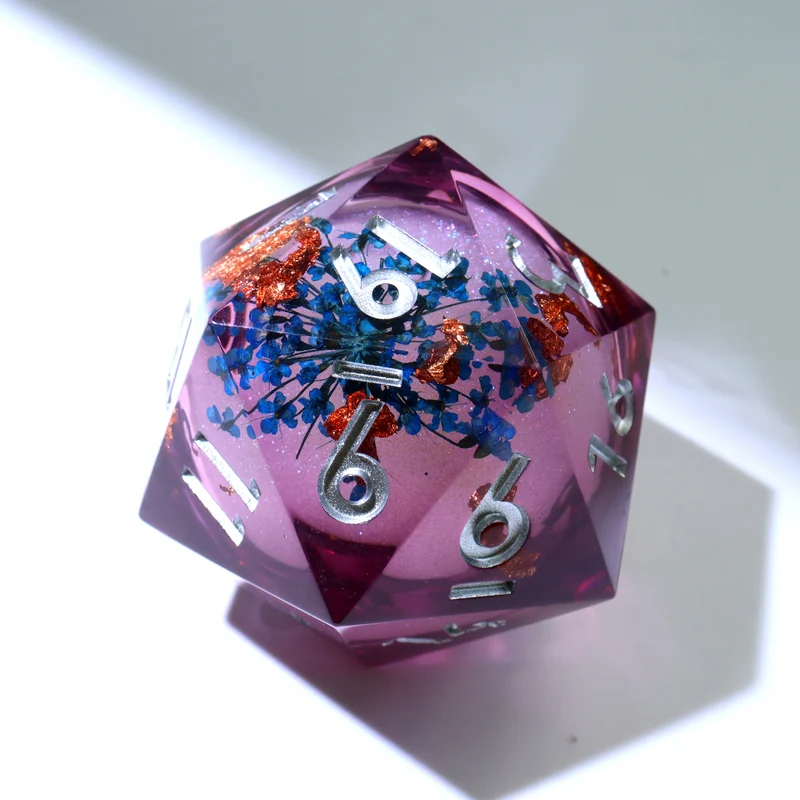 Goldbreaker Aetherflower – XL Liquidcore D20 (33 mm)