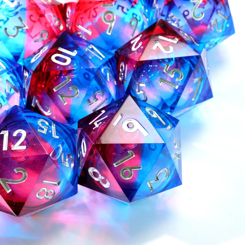 Dice of Dragonkind – Red & Blue XL Liquidcore D20 (33 mm)