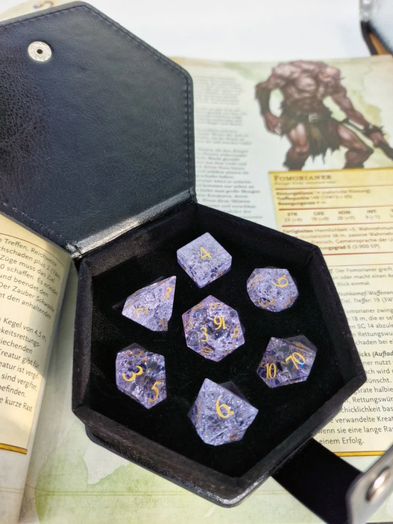 Glaswürfel Critcrack lilac