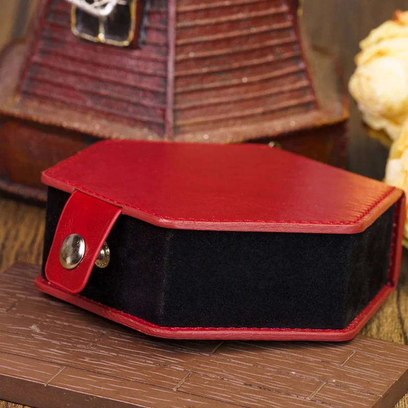 Kunstleder-Etui weinrot