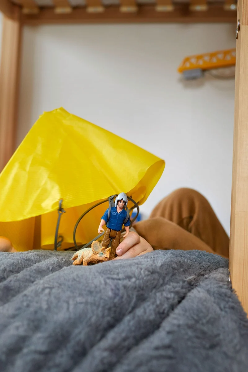 Fallschirmrettung-Set – Schleich Dinosaurs Rettungsmission mit Triceratops-Baby