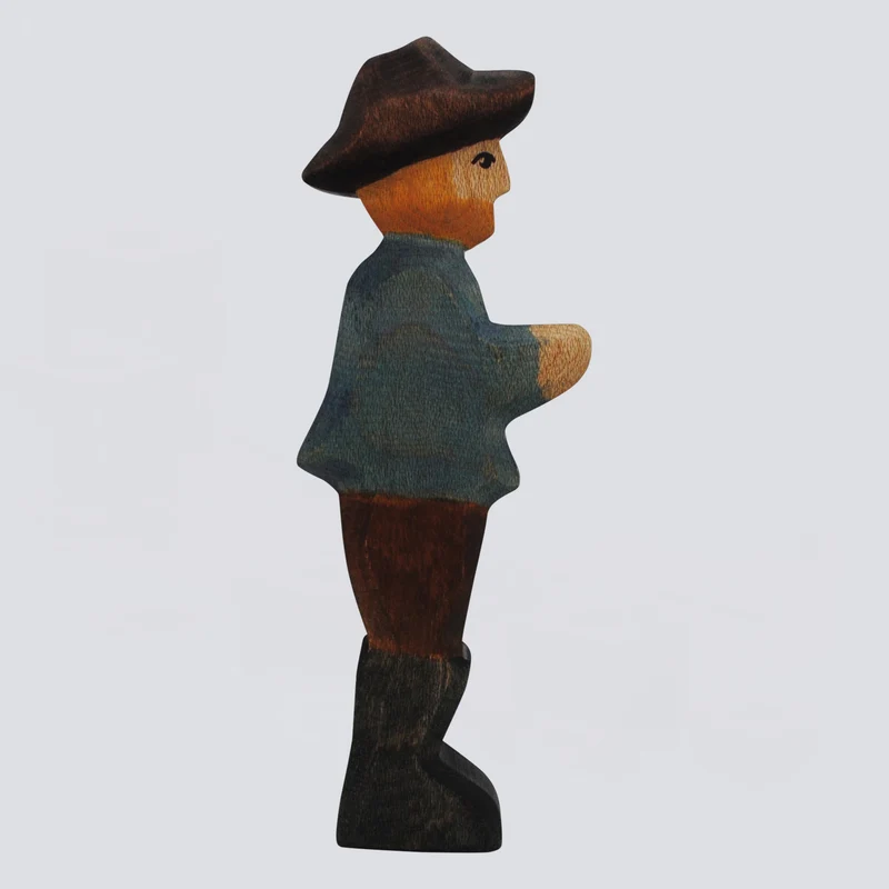 Holzwald Holzfigur Bauer